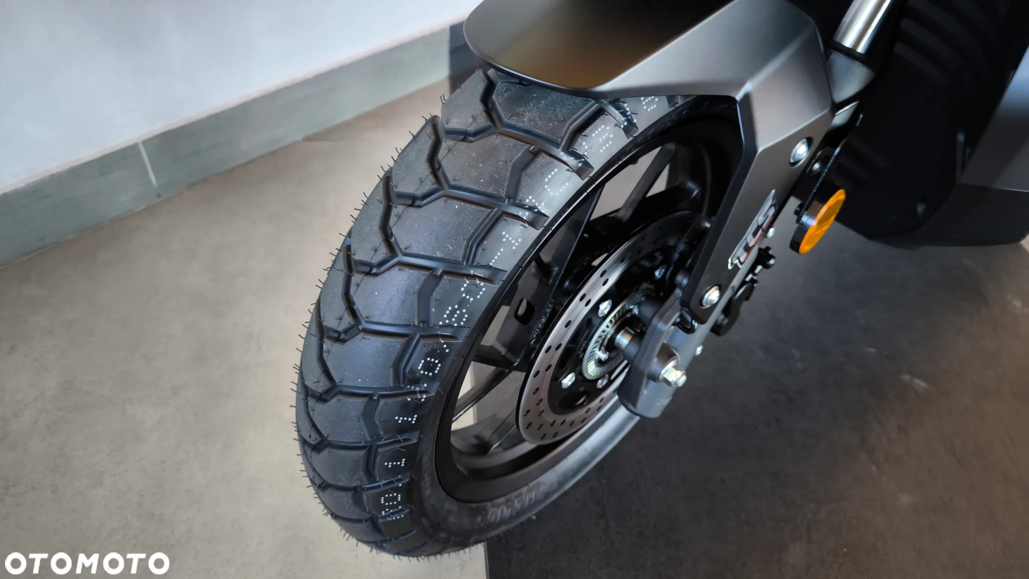 VOGE SR1 - 34