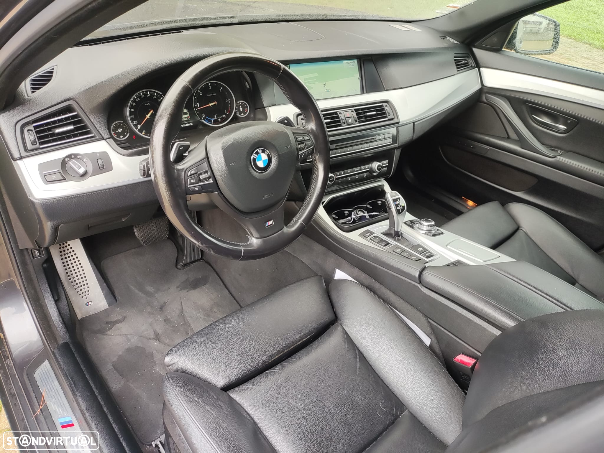 BMW M550d xDrive Auto - 38