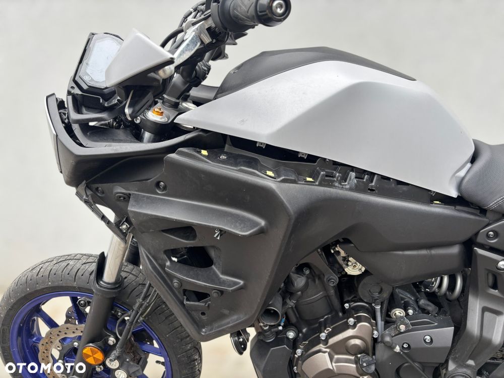Yamaha MT - 8