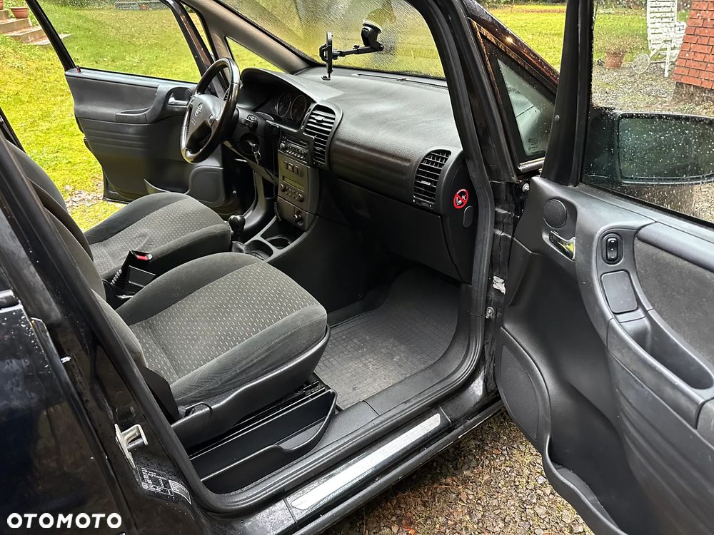 Opel Zafira 2.0 DTI Elegance - 21