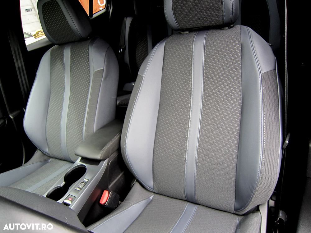 Peugeot 2008 1.5 BlueHDI STT EAT8 Allure - 21