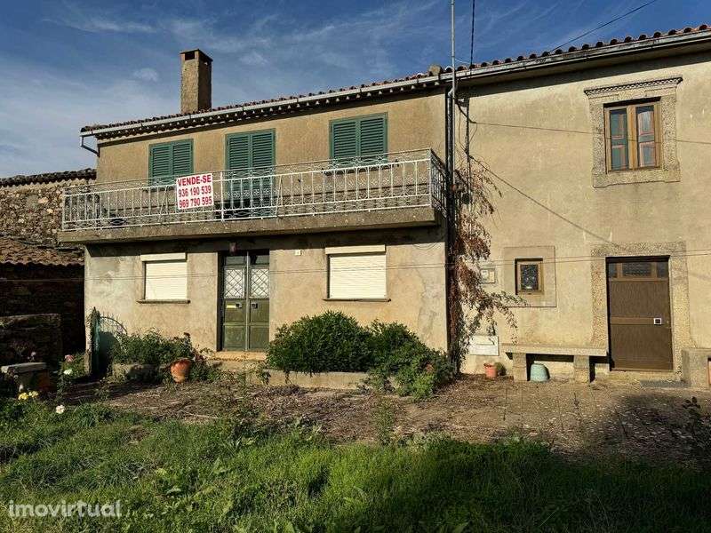 Moradia com Terreno - Grande imagem: 2/12