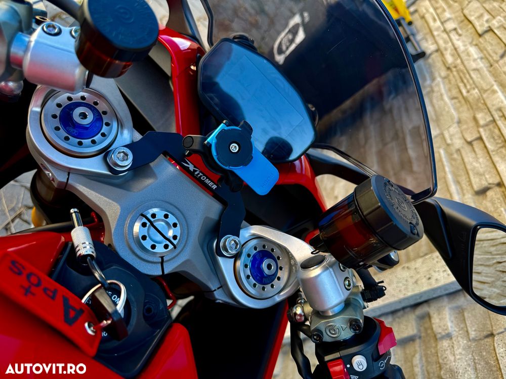 Ducati Supersport 950 - 5