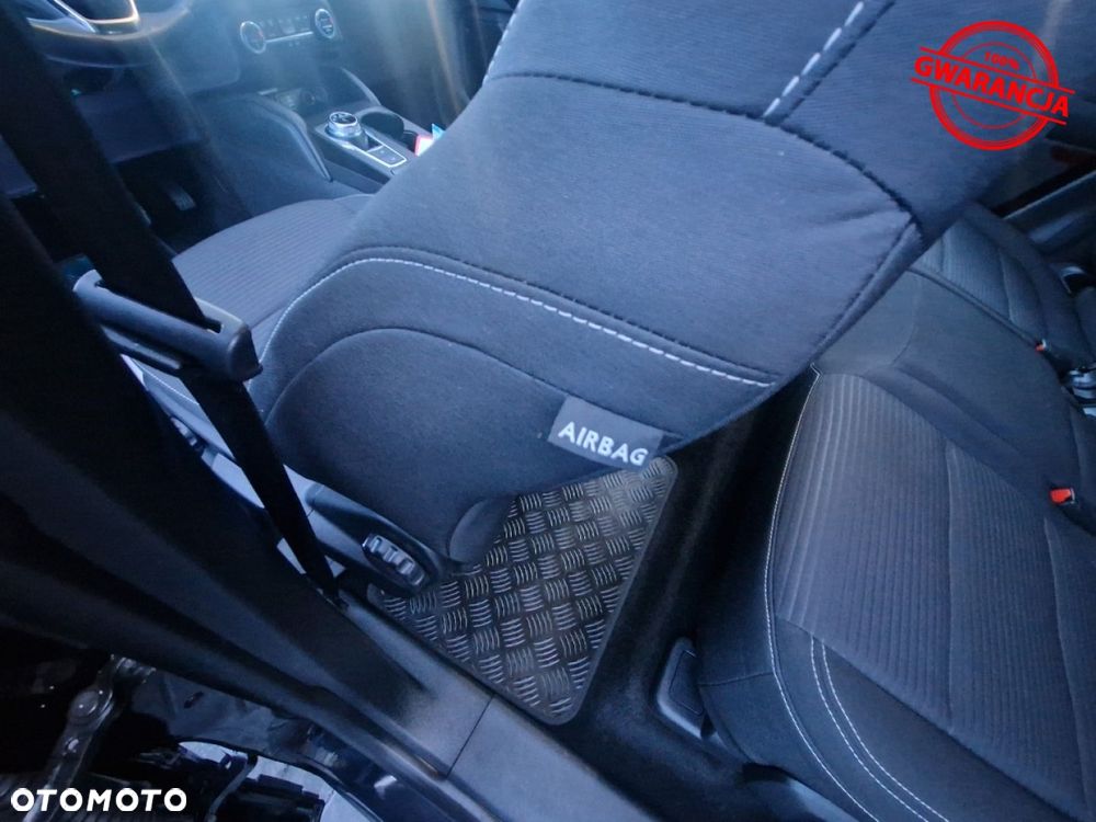 Ford Kuga - 38