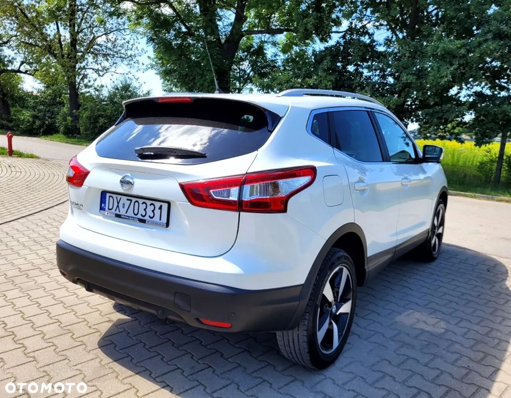 Nissan Qashqai 1.6 DIG-T N-Connecta - 8