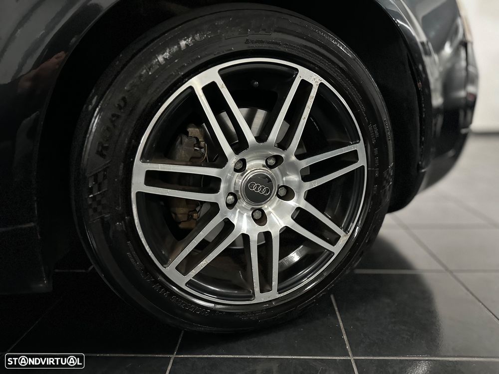 Audi A4 Avant 1.9 TDI m6 S-Line - 16