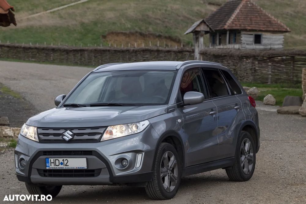 Suzuki Vitara 1.6 Passion - 24