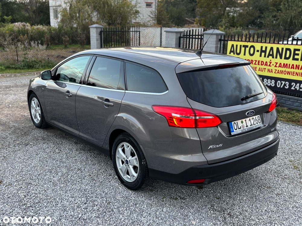 Ford Focus - 25