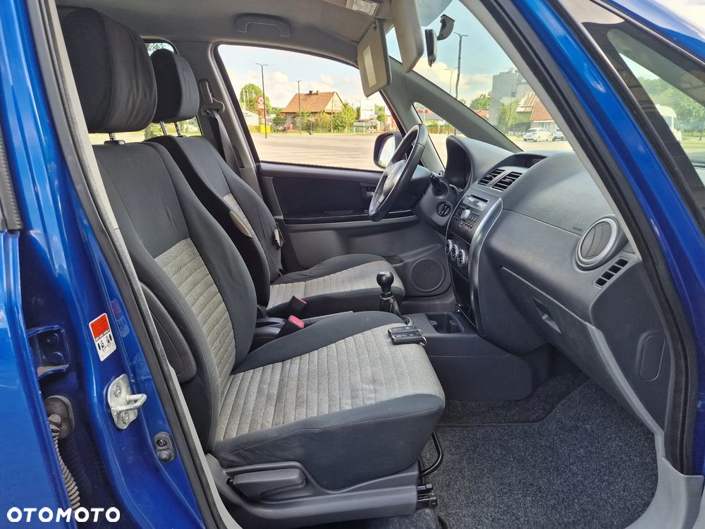 Suzuki SX4 - 27