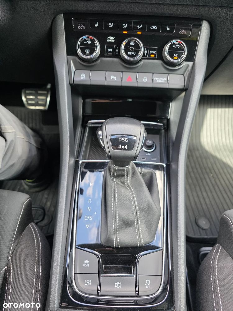 Skoda Karoq 2.0 TDI SCR 4x4 Sportline DSG - 23