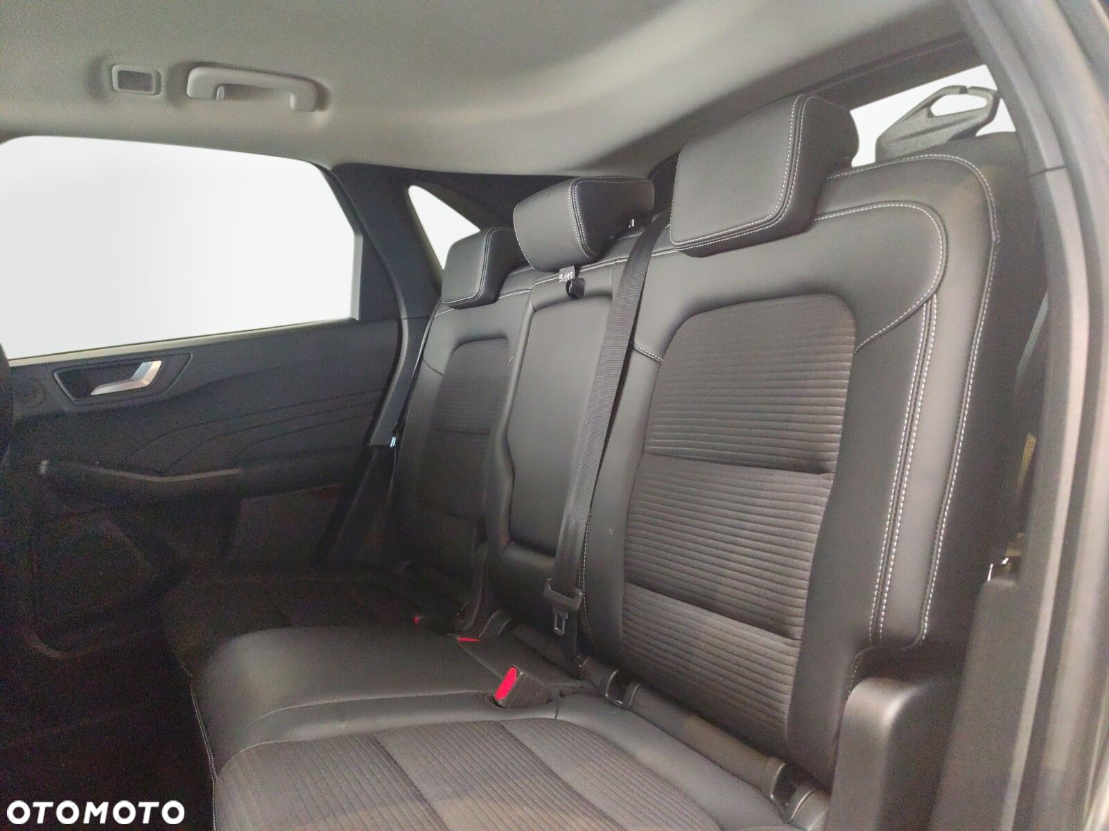 Ford Kuga - 13