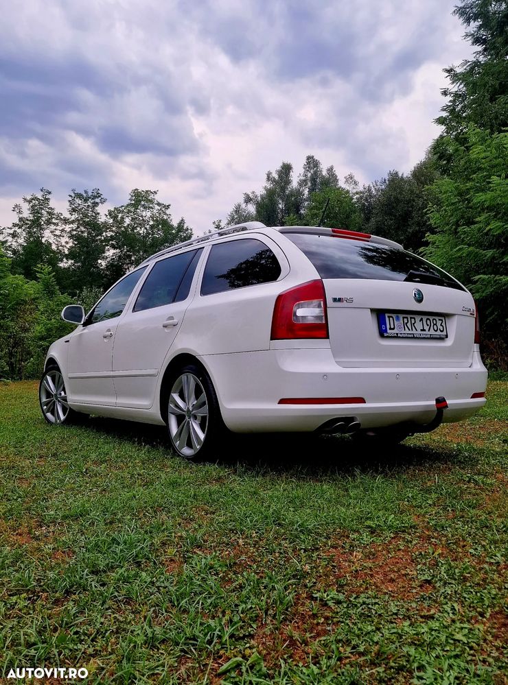 Skoda Octavia 2.0 TDI CR DPF RS - 31