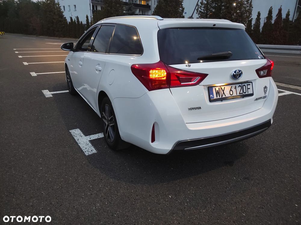 Toyota Auris 1.8 HSD Prestige NAVI - 7