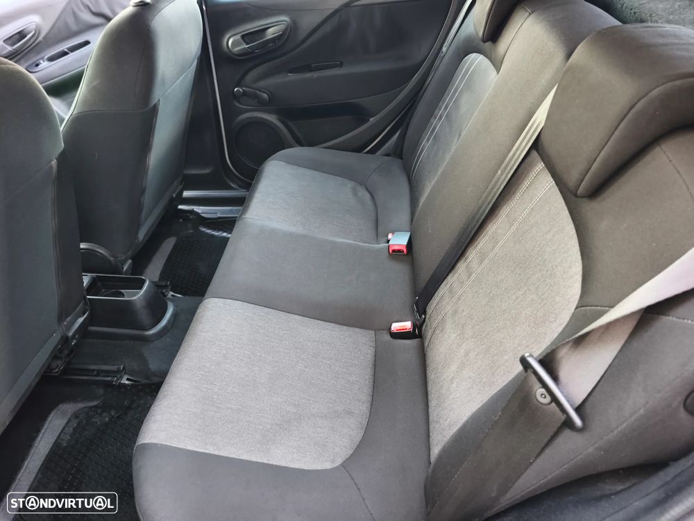 Fiat Punto 1.2 Young S&S - 20