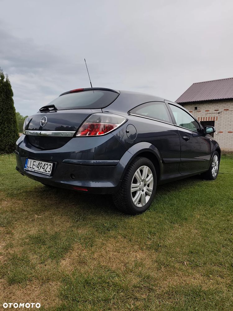Opel Astra 1.3 CDTI Cosmo - 2