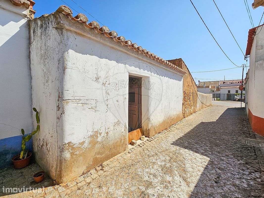 Moradia T2 para venda