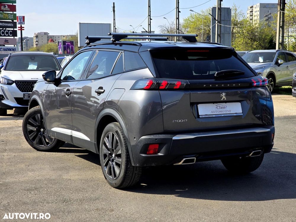 Peugeot 2008 1.2 L PureTech STT EAT8 GT Line - 11