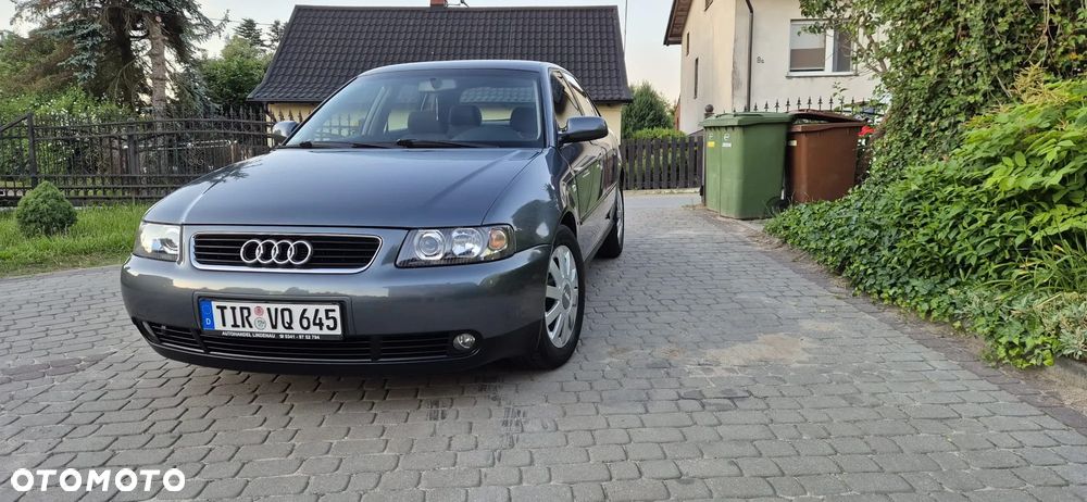 Audi A3 Sportback - 4