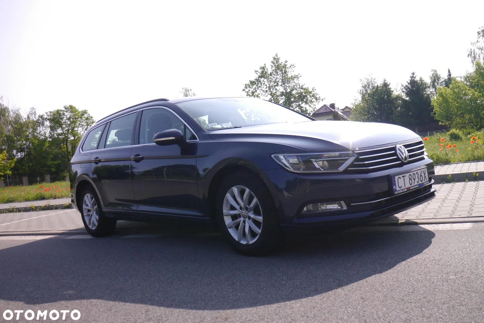 Volkswagen Passat 1.6 TDI BMT Comfortline - 3