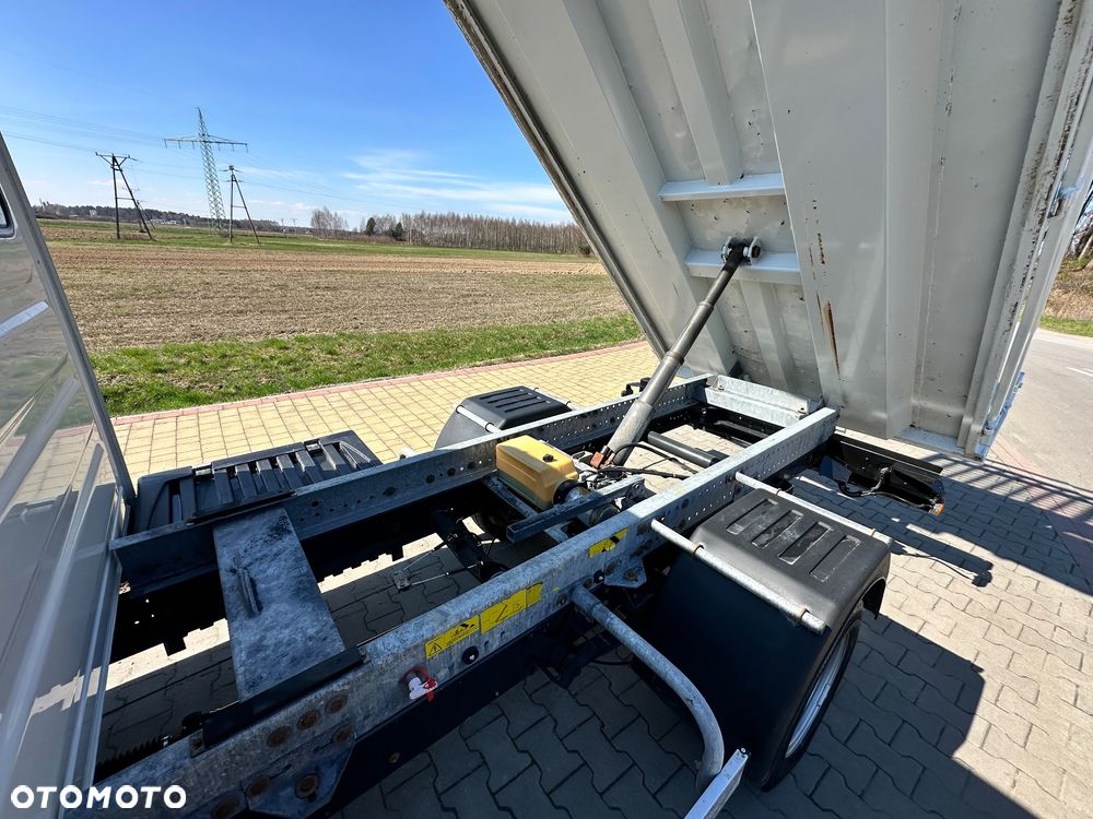 Iveco DAILY 35C15 - 11