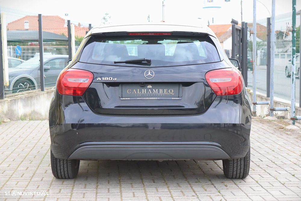 Mercedes-Benz A 180 d Urban - 10