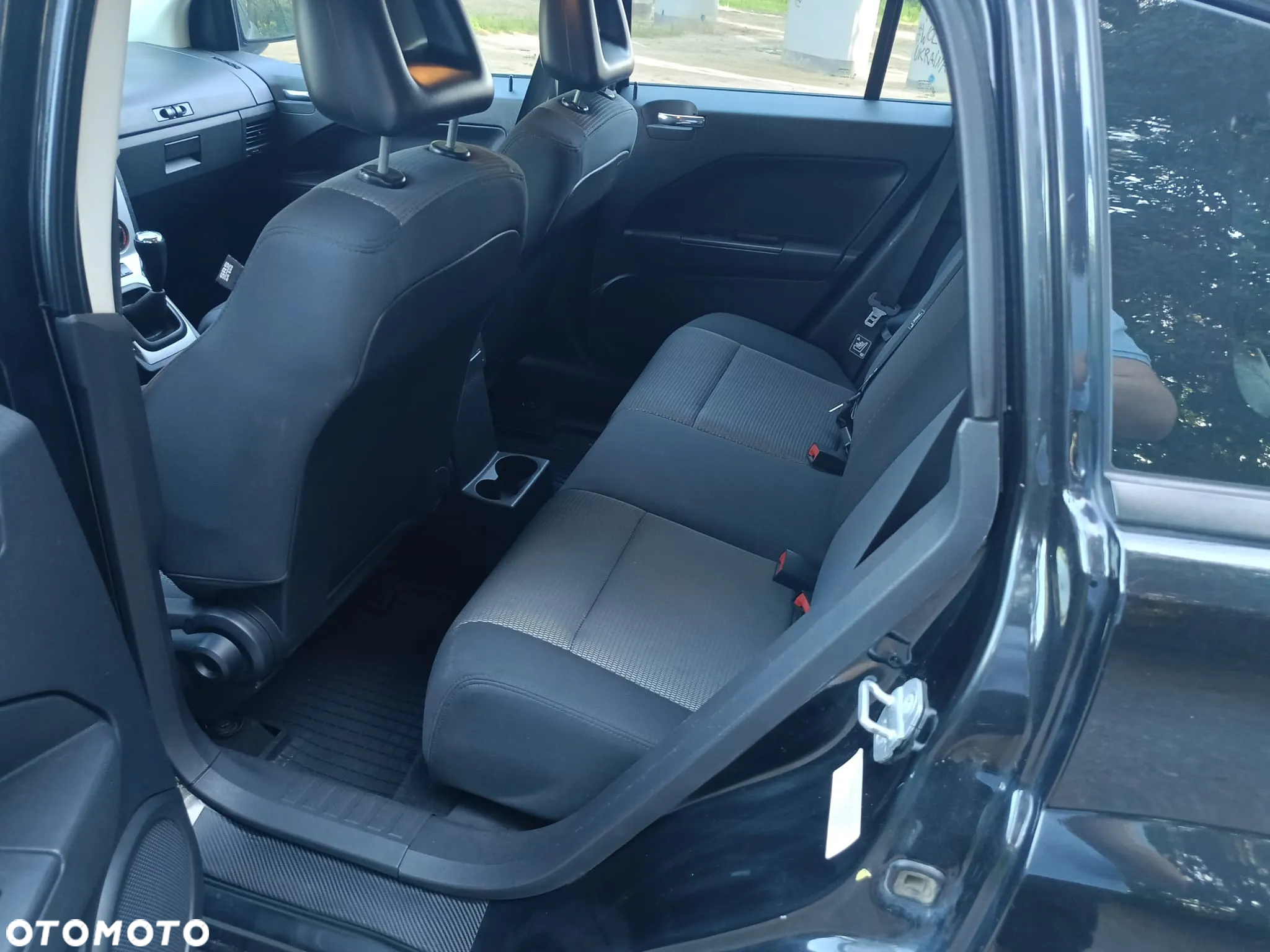 Dodge Caliber 1.8 SE - 15