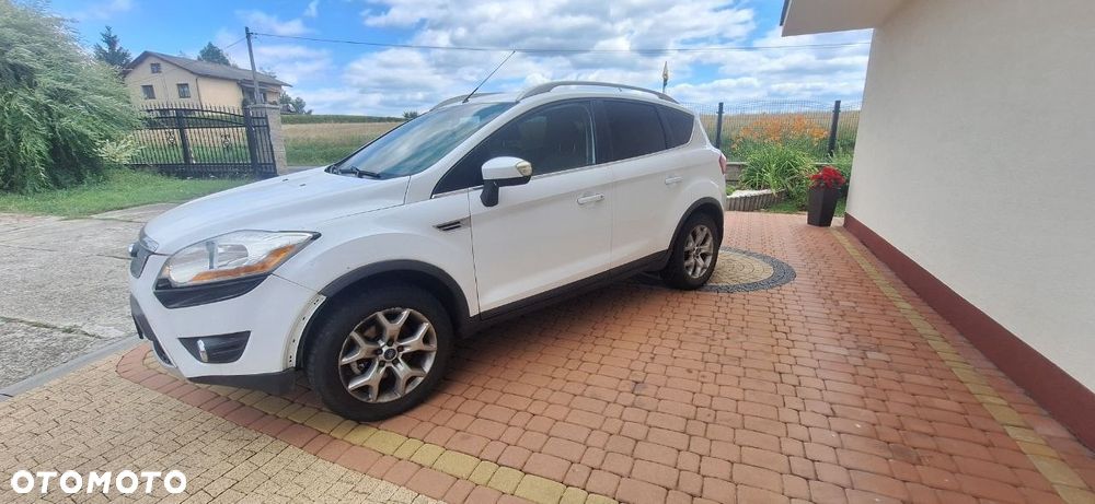 Ford Kuga 2.0 TDCi 2x4 Trend - 4