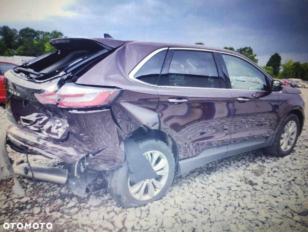 Ford Edge - 3