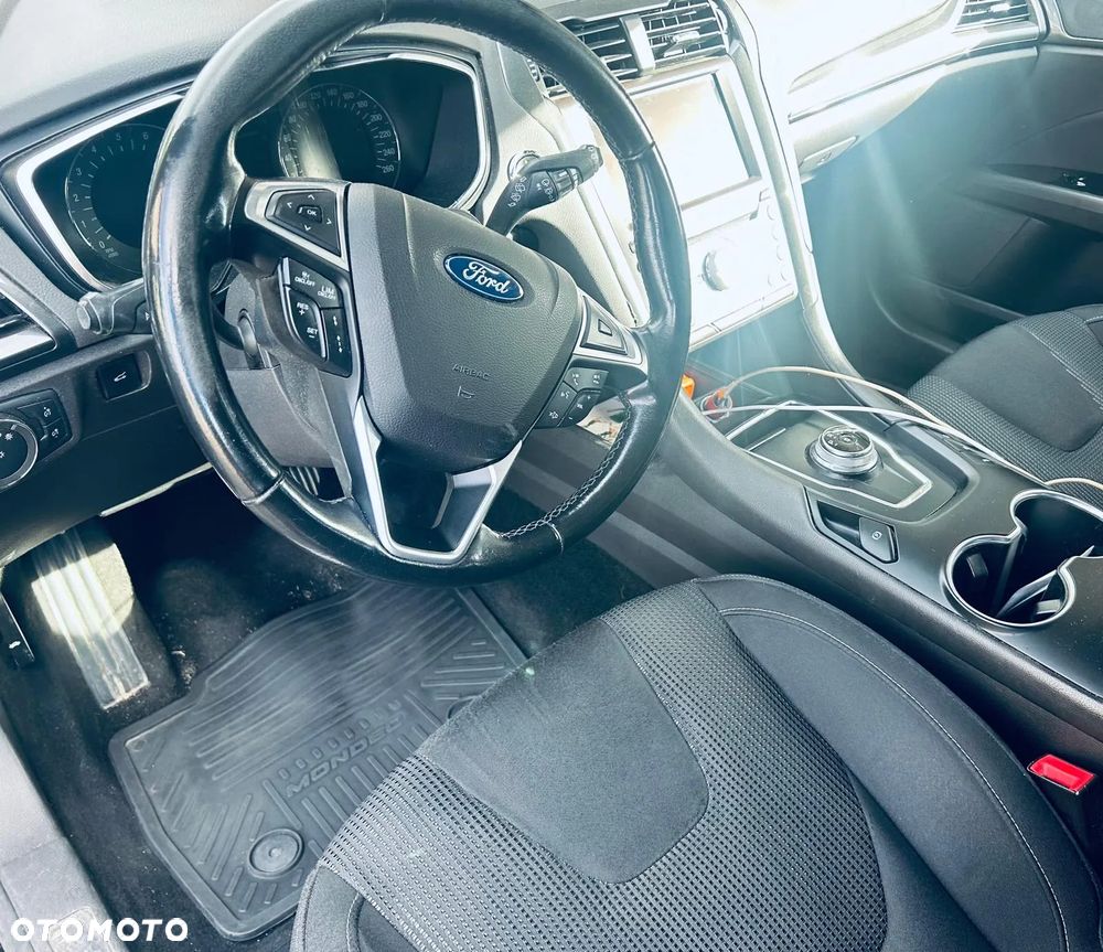 Ford Mondeo 2.0 EcoBlue Titanium - 14