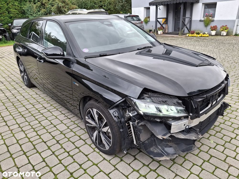 Peugeot 308 Hybrid 180 e-EAT8 Allure Pack - 3