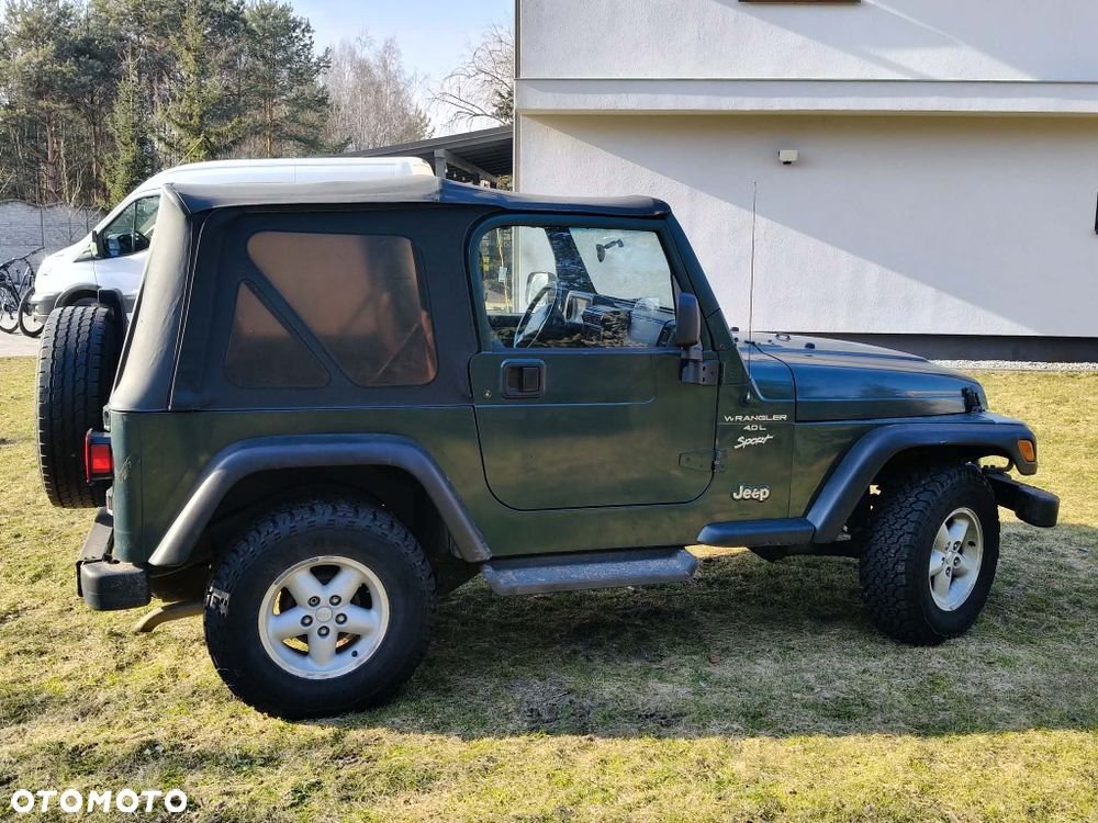 Jeep Wrangler - 3
