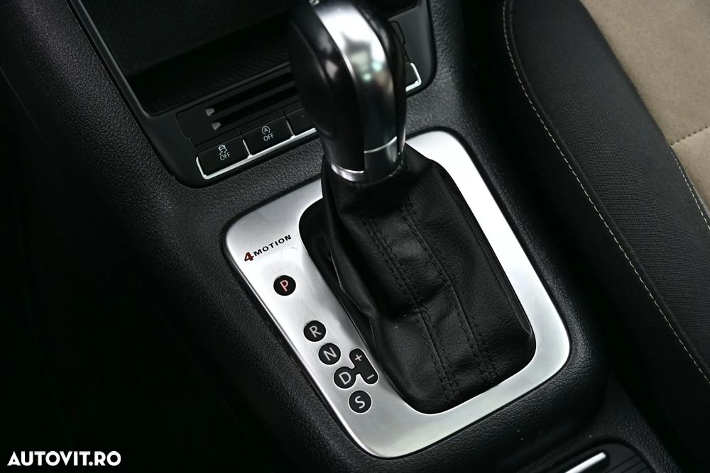 Volkswagen Tiguan 2.0 TDI 4Motion DSG Sport & Style - 32