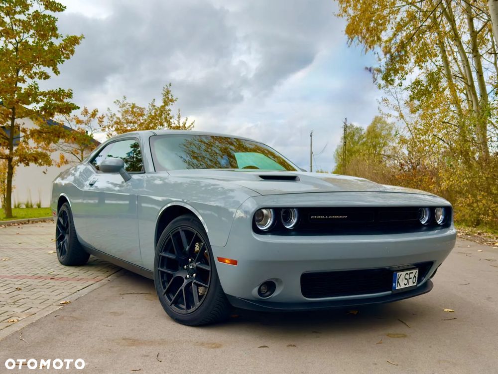 Dodge Challenger 3.6 SXT Plus - 3
