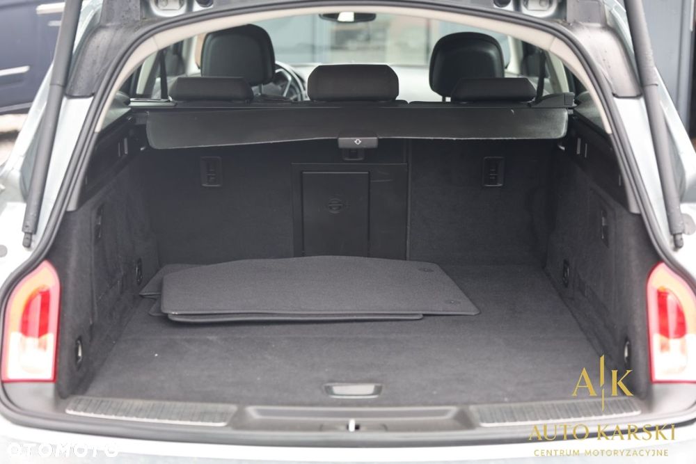 Opel Insignia - 18