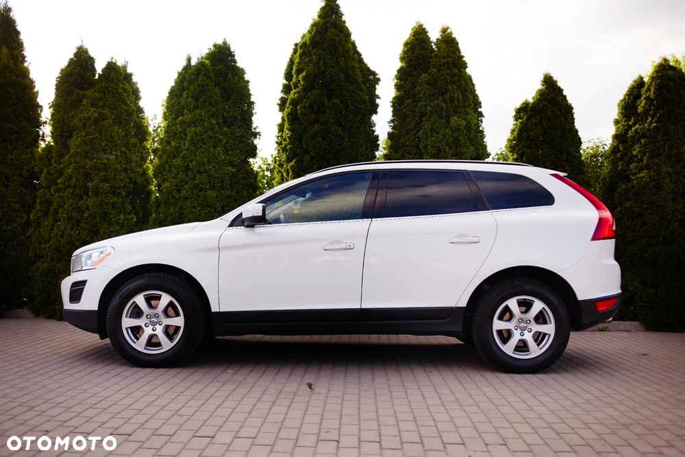 Volvo XC 60 D4 Momentum - 2