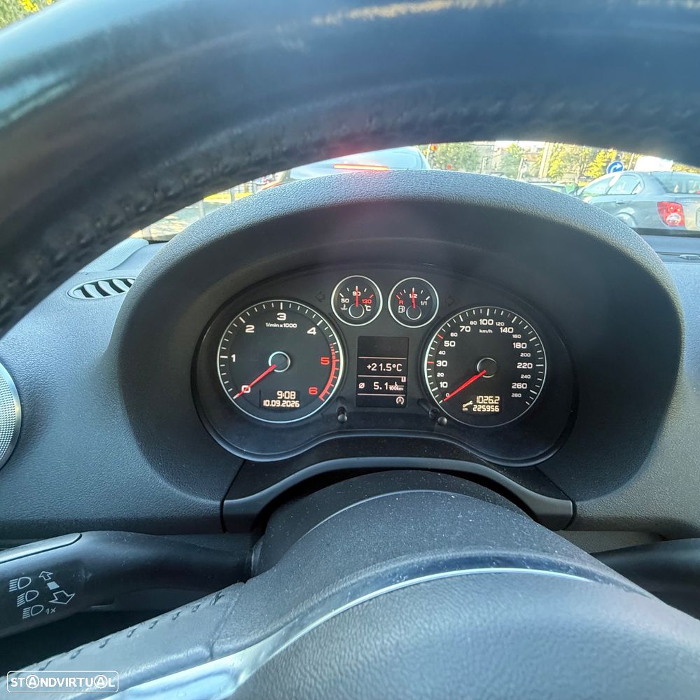 Audi A3 1.6 TDI S-line - 13