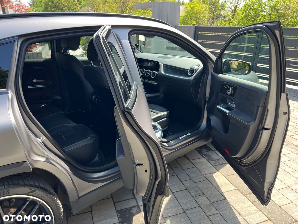 Mercedes-Benz GLA AMG 45 S 4-Matic+ - 8