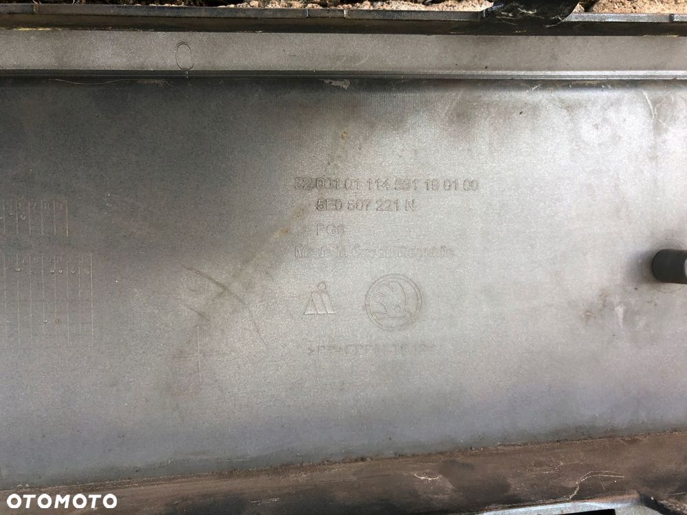 Skoda Octavia III 5E0 zderzak przedni - 2