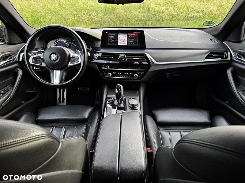 BMW Seria 5 525d M Sport sport - 13