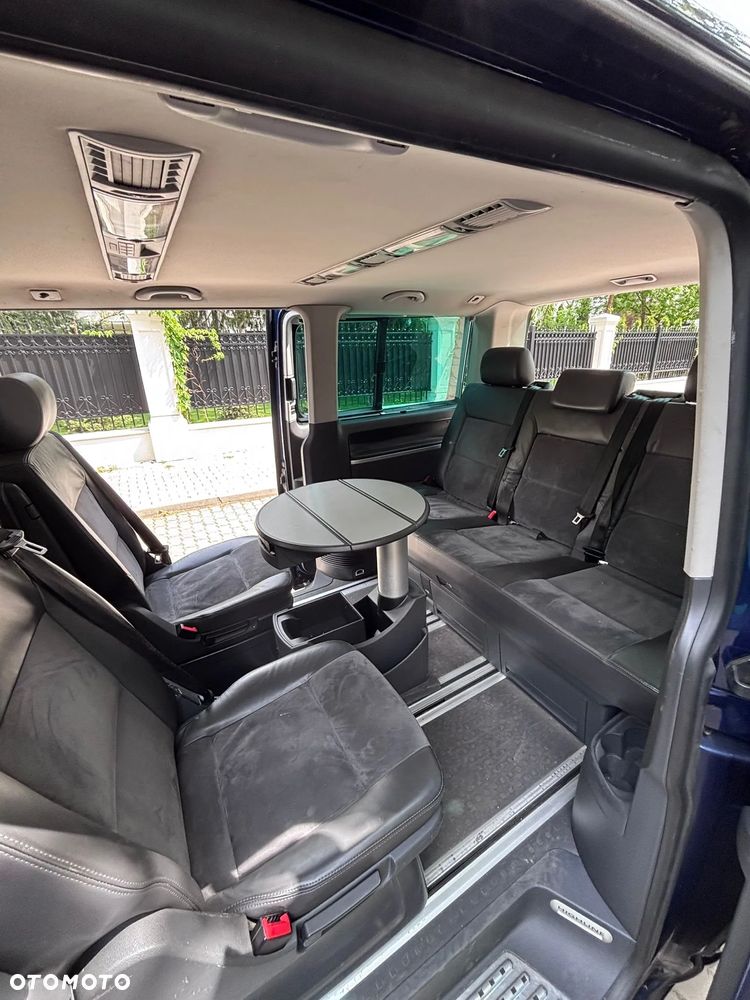 Volkswagen Multivan - 8