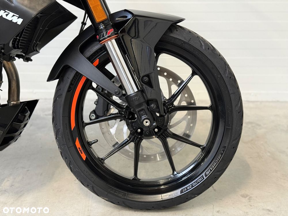 KTM Duke - 10