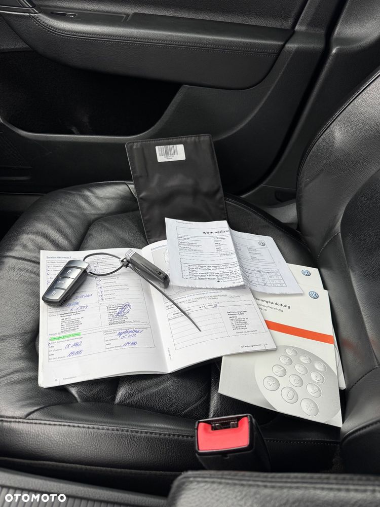 Volkswagen Passat 2.0 TDI Highline DSG - 25