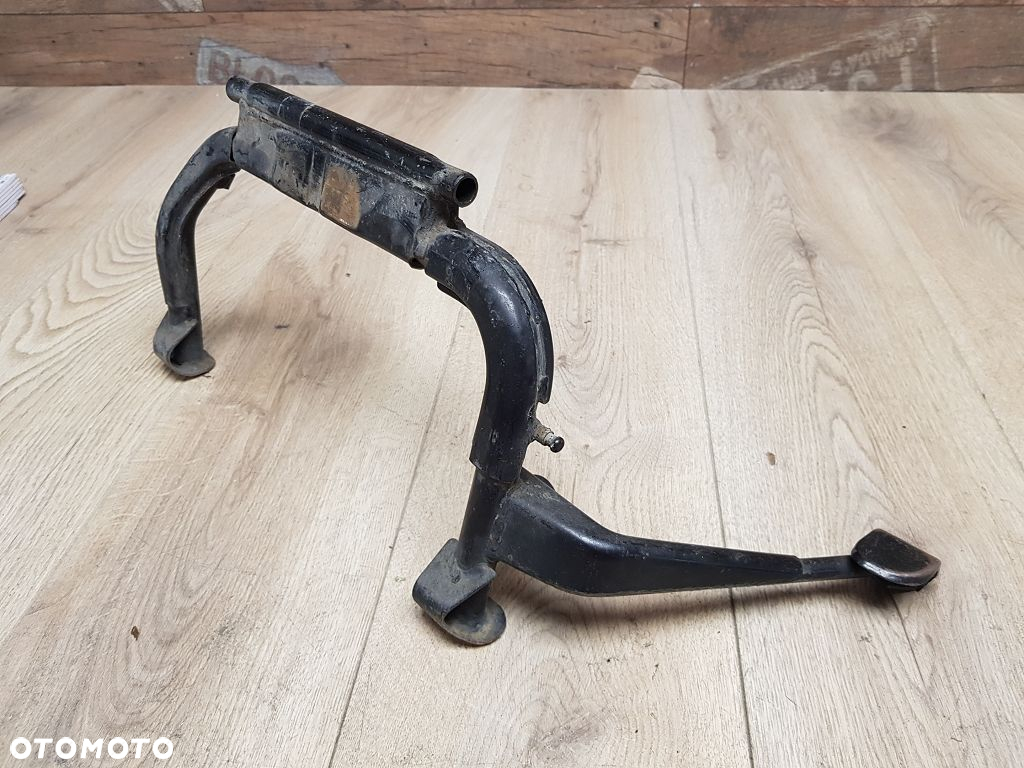 Stopka centralna Sym GTS 250 - 2