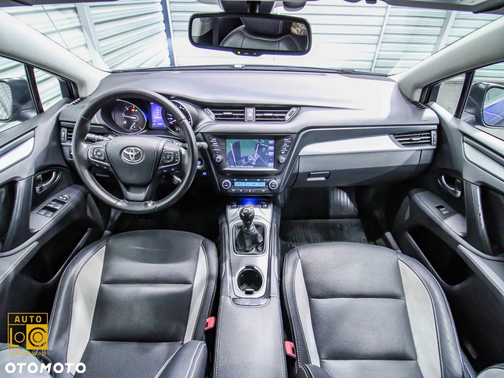 Toyota Avensis 2.0 D-4D Prestige - 5