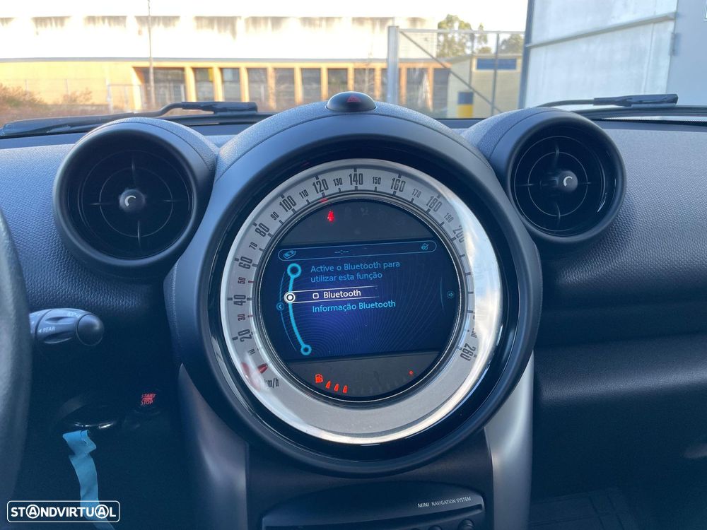 MINI Countryman Cooper D - 20