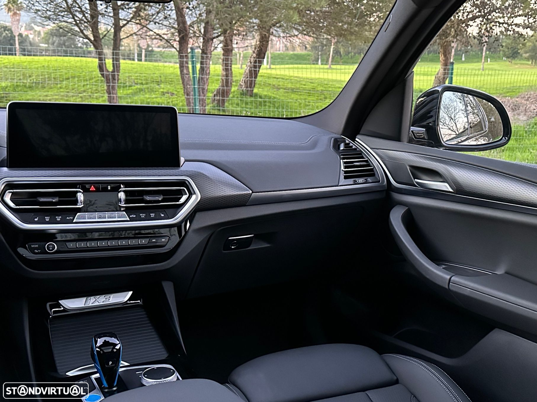 BMW iX3 M Sport Inspiring - 27