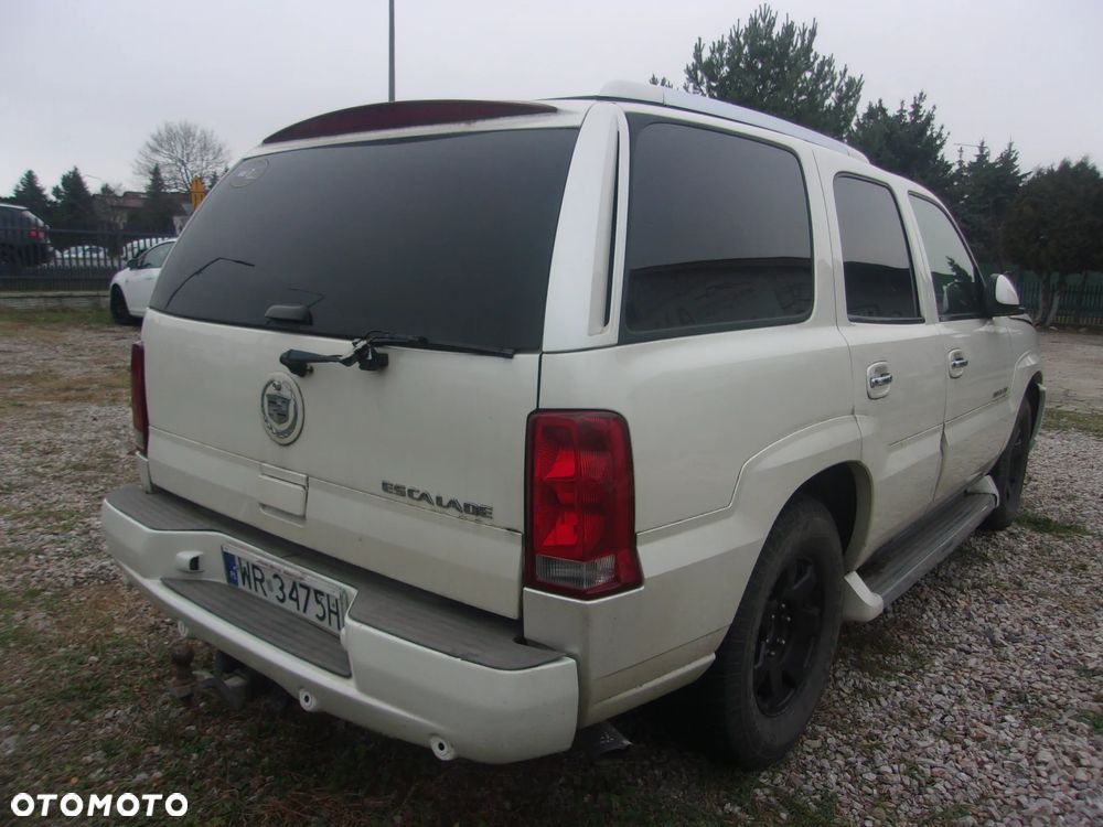 Cadillac Escalade 6.0 V8 AWD - 3
