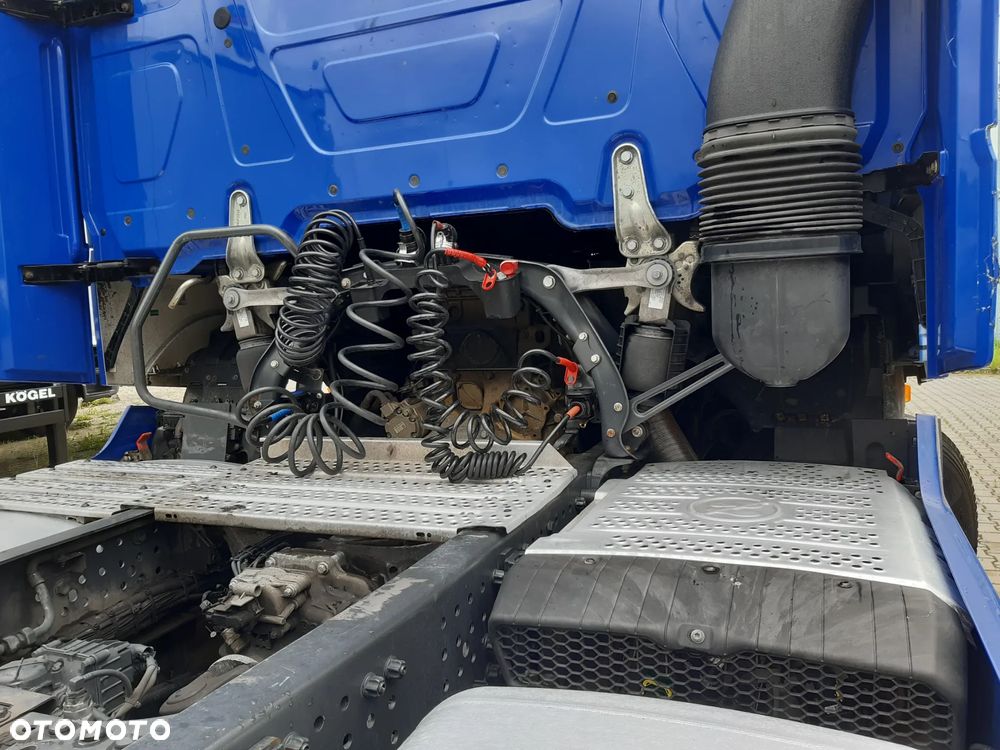 Mercedes-Benz ACTROS 1848 STANDARD STOCK (32908) - 8