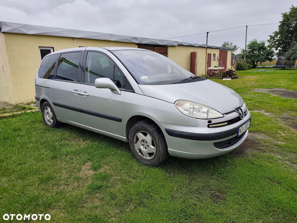 Peugeot 807 2.2 ST - 1