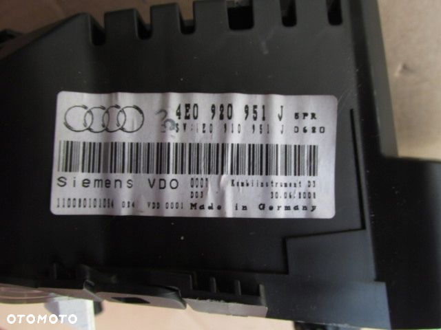 Audi A8 D3 lift 3.0 tdi Licznik 4E0920951J ANGLIK - 6